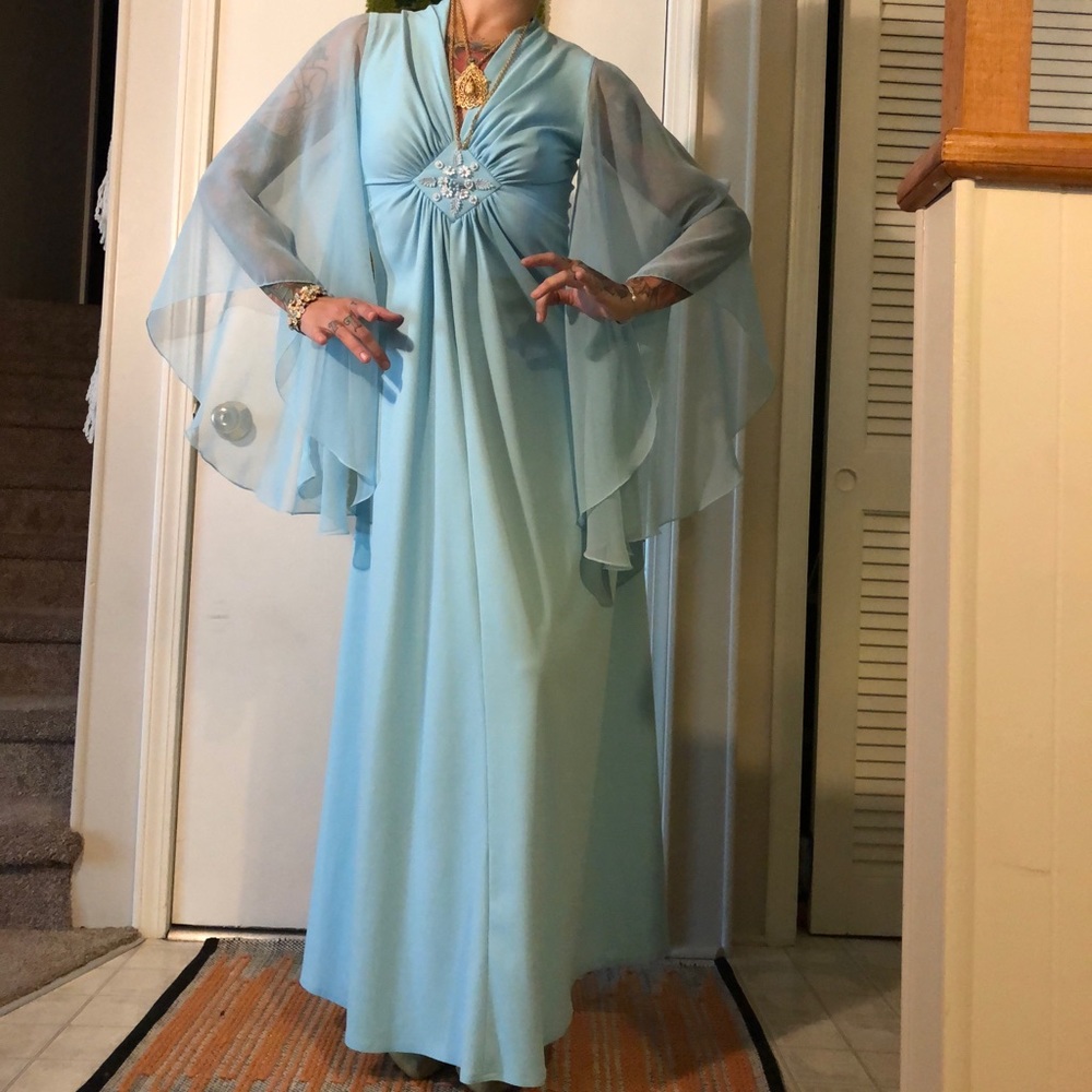 70s Chiffon Sleeve Gown - Picture 3 of 5
